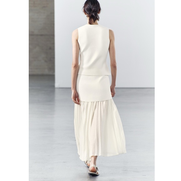 Zara MIXED PLEATED KNIT SKIRT - Picture 8 of 15